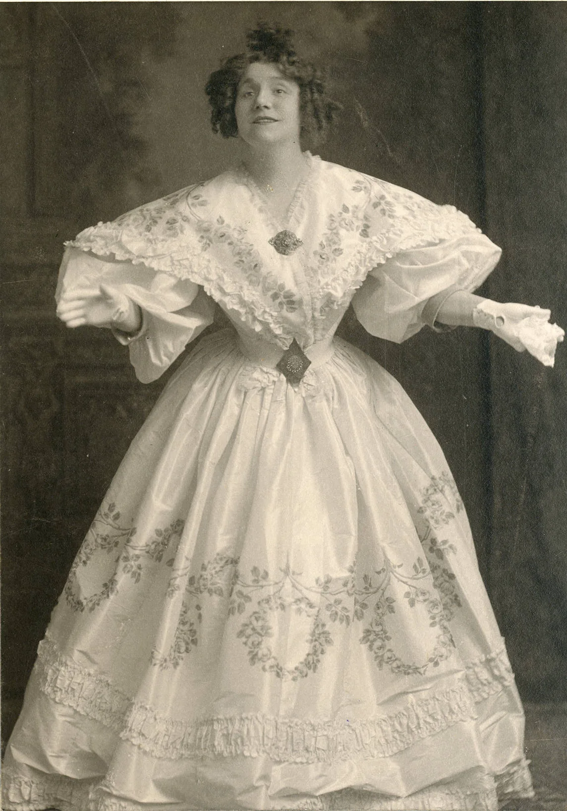 Historic portrait of a woman in stage costume Historic portrait of a woman in stage costume