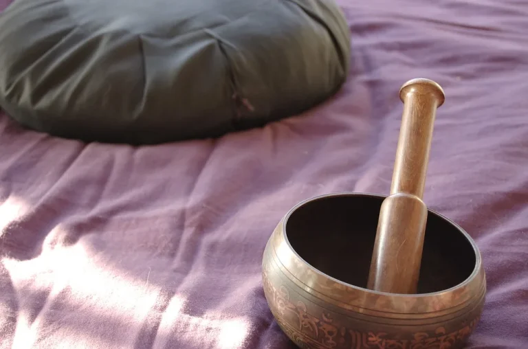Coussin pour bol tibétain : à quoi sert-il vraiment ?